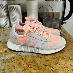 Adidas boost size 9.5